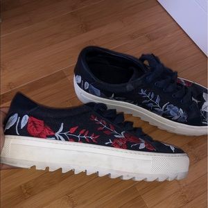 women shoes sneaker platforms